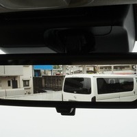 6336 【内装架装車クラシックギアDX】令和8年式 ハイエースバン DX 2WD 2,000㏄ ガソリン車 走行11キロ 新車未登録のサムネイル