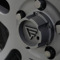6466 令和8年式 登録済未使用車 【新型】三菱デリカ D:5  P   4WD 2,200cc (ディーゼル車)  8人乗り 25km 車検:令和11年2月のサムネイル