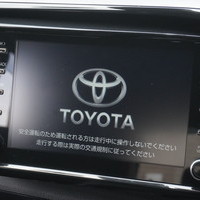 6888　令和5年式　ハイラックス　Z “GR SPORT”　4WD　2400cc　ディーゼル車　5人乗り　3.5万kmのサムネイル