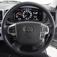 6739 8型ハイエース スーパーGL  4WD 2,800cc ディーゼル車 4ナンバー 2/5人乗りのサムネイル