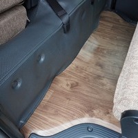 6336 【内装架装車クラシックギアDX】令和8年式 ハイエースバン DX 2WD 2,000㏄ ガソリン車 走行11キロ 新車未登録のサムネイル