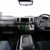 6739 8型ハイエース スーパーGL  4WD 2,800cc ディーゼル車 4ナンバー 2/5人乗りのサムネイル