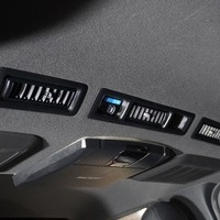 6910 令和6年式 ハイエース スーパーGL ダークプライムⅡ  2WD 2,800cc (ディーゼル車)  2/5人乗車 5.2万km　のサムネイル