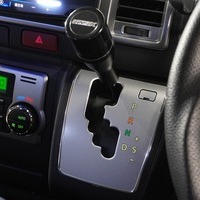 6895 令和5年式 ハイエース ワゴンGL  4WD 2,700cc (ガソリン車)  10人乗車 ベッドキットⅣ架装  1.6万km 車検:令和8年11月20日　のサムネイル