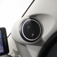6895 令和5年式 ハイエース ワゴンGL  4WD 2,700cc (ガソリン車)  10人乗車 ベッドキットⅣ架装  1.6万km 車検:令和8年11月20日　のサムネイル