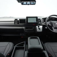 6674　オリジナルPKG　ハイエース　ワゴンGL　2WD　2700cc　ガソリン車　10人乗りのサムネイル