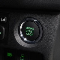 5185 令和7年式 ハイエース ワゴンGL   2WD 2,700cc (ガソリン車)  10人乗車 450km 車検:令和10年11月9日　のサムネイル