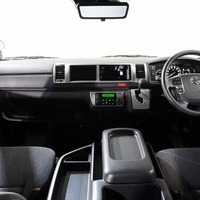 5185 令和7年式 ハイエース ワゴンGL   2WD 2,700cc (ガソリン車)  10人乗車 450km 車検:令和10年11月9日　のサムネイル