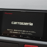 6346 ハイエースバン DX 2WD 2,000㏄（ガソリン）3/6人乗車 11㎞のサムネイル