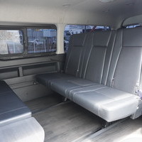 5187　 横浜試乗車　ベッドキット5Ver.2仕様　令和7年式　ハイエース　ワゴンGL　2WD　2700cc　ガソリン車　10人乗り　1500kmのサムネイル