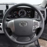 6279 ハイエースバン DX 2WD 2,000㏄（ガソリン）3/6人乗車 26㎞のサムネイル