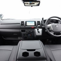 6279 ハイエースバン DX 2WD 2,000㏄（ガソリン）3/6人乗車 26㎞のサムネイル
