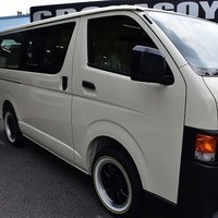 6343.令和8年式 ハイエースバン DX 2WD 2,000cc ガソリン車 走行7キロ 新車未登録のサムネイル