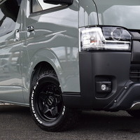 6706　9型ハイエースバン S-GL ガソリン車 2WD 2,000cc 2/5人乗りのサムネイル