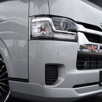 6817　9型ハイエースバン DX GLパッケージ 2,800cc(ディーゼル車) 3/6人乗車のサムネイル