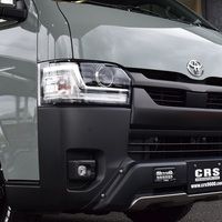 6706　9型ハイエースバン S-GL ガソリン車 2WD 2,000cc 2/5人乗りのサムネイル