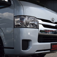 6872　平成26年式 ハイエースバンDX-GLパッケージ 2WD 2,000cc(ガソリン車) 3/6人乗車 13.6万kmのサムネイル
