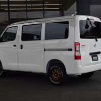 6141　タウンエースバンGL 「ATTICS MINI T1」架装車 1,500cc ガソリン車 2WD 2/5人乗車のサムネイル