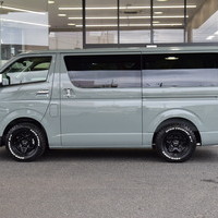 6706　9型ハイエースバン S-GL ガソリン車 2WD 2,000cc 2/5人乗りのサムネイル