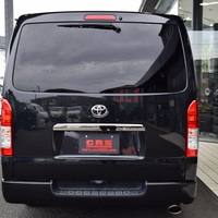 6870　平成30年式 ハイエースバン DARK PRIME 2WD 2,000cc(ガソリン車) 2/5人乗車 8.3万kmのサムネイル