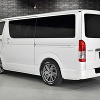 6662 9型ハイエース スーパーGL ダークプライムⅡ 2WD 2,800cc ディーゼル車 4ナンバー 2/5人乗りのサムネイル