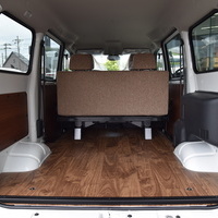 6141　タウンエースバンGL 「ATTICS MINI T1」架装車 1,500cc ガソリン車 2WD 2/5人乗車のサムネイル