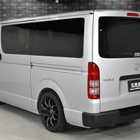 6873 令和8年式 ハイエース DX（4ドア）  2WD 2,000cc (ガソリン車)  3/6人乗車 150km 車検:令和10年5月13日　のサムネイル