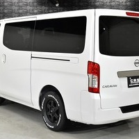 6016 令和8年式 登録済未使用車 日産 キャラバン GRANDプレミアム GX  4WD 2,400cc(ディーゼル車) 2/5人乗車 40km 車検:令和10年3月29日のサムネイル