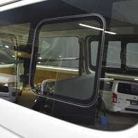 6806.令和8年式 9型 ハイエースバン DX 2WD 2,00cc ガソリン車 走行6キロ 新車未登録のサムネイル