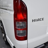 6806.令和8年式 9型 ハイエースバン DX 2WD 2,00cc ガソリン車 走行6キロ 新車未登録のサムネイル