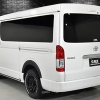 6895 令和5年式 ハイエース ワゴンGL  4WD 2,700cc (ガソリン車)  10人乗車 ベッドキットⅣ架装  1.6万km 車検:令和8年11月20日　のサムネイル