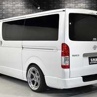 6852 令和4年式 ハイエース スーパーGL ダークプライムⅡ  2WD 2,800cc (ディーゼル車)  2/5人乗車 3.4万kmのサムネイル