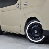 6718 令和6年式 ハイエース スーパーGL  2WD 2,000cc (ガソリン車)  2/5人乗車  2.6万km　のサムネイル