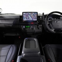 6900 令和5年式 ハイエース スーパーGL ダークプライムⅡ  2WD 2,000cc (ガソリン車)  2/5人乗車 3.7万kmのサムネイル
