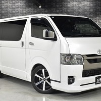 6901 令和6年式 ハイエース スーパーGL ダークプライムⅡ  2WD 2,800cc (ディーゼル車)  2/5人乗車 5.6万km　のサムネイル