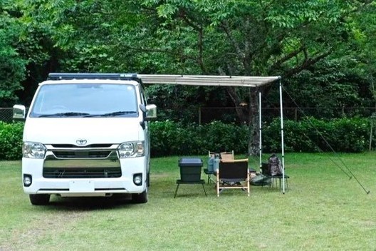 車中泊・キャンプ・アウトドアの荷物問題を解決！ルーフキャリアでおしゃれにカスタムするおすすめスタイルサムネイル