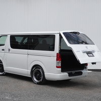 6919　オリジナルPKG　ハイエース　スーパーGL　2WD　2800cc　ディーゼル車　5人乗りのサムネイル