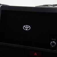 6807 9型ハイエース DX  2WD 2,800CC ディーゼル車 4ナンバー 3/6人乗りのサムネイル