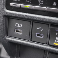 6699　オリジナルPKG　ハイエース　ワイド　スーパーGL　ダークプライムⅡ　2WD　2800cc　ディーゼル車　5人乗りのサムネイル