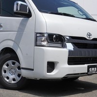 6640【新型】ハイエース グランドキャビン 2WD 2,700cc (ガソリン) 10人乗車 11kmのサムネイル