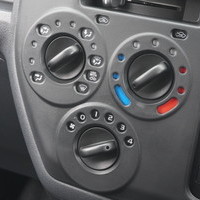 6143　WorCar　タウンエースバン　GL　寒冷地仕様　2WD　1500cc　ガソリン車 　5人乗りのサムネイル