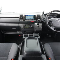 7105　令和2年式　ハイエース　スーパーGL　ダークプライムⅡ　2WD　2800cc　ディーゼル車　5人乗り　8.0万kmのサムネイル