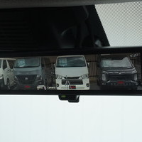 6000　令和8年式　キャラバン　GRANDプレミアムGX　2000cc　ガソリン車　5人乗りのサムネイル