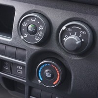 6785【新型】ハイエース DX  2WD 2,800cc (ディーゼル) 6人乗車 8kmのサムネイル