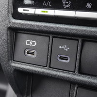 6644　オリジナルPKG　ハイエース　グランドキャビン　2WD　2700cc　ガソリン車　10人乗りのサムネイル