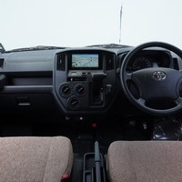 6145 【内装架装車 Attics mini T2】タウンエースバン GL 4WD 1,500cc (ガソリン車) 2/5人乗車 24㎞のサムネイル