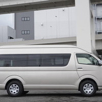 6644　オリジナルPKG　ハイエース　グランドキャビン　2WD　2700cc　ガソリン車　10人乗りのサムネイル