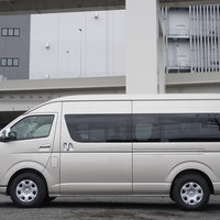 6644　オリジナルPKG　ハイエース　グランドキャビン　2WD　2700cc　ガソリン車　10人乗りのサムネイル