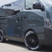 5813 登録済み未使用車 令和7年式 キャラバン プレミアムGX Outdoor Black Edition 2WD 2,400㏄（ディーゼル）2/5人乗車 10㎞のサムネイル