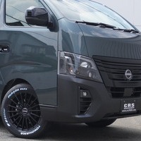 5813 登録済み未使用車 令和7年式 キャラバン プレミアムGX Outdoor Black Edition 2WD 2,400㏄（ディーゼル）2/5人乗車 10㎞のサムネイル